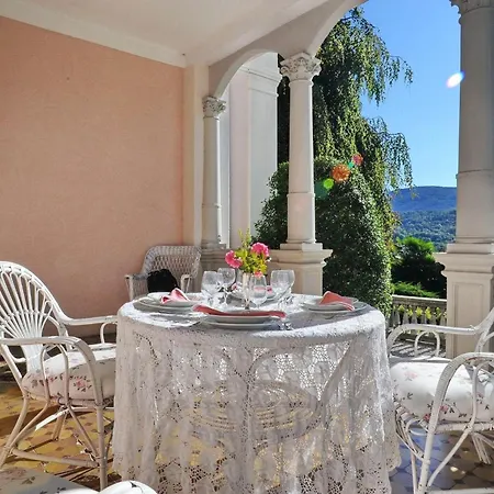 Casa Luisa アパート Grantola